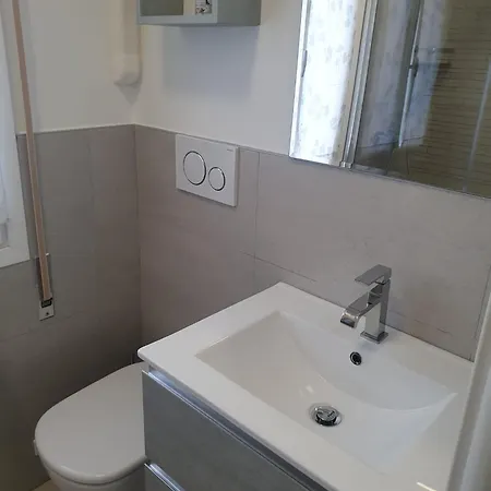 Casa Azzurra Zona Bau Bau Lägenhet